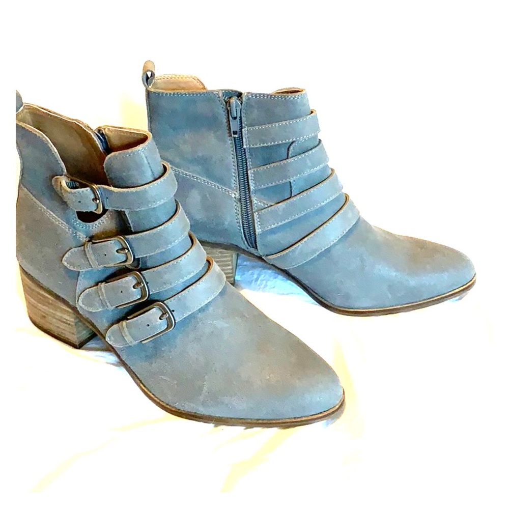Lucky Brand Loreniah ankle booties- Steel Grey